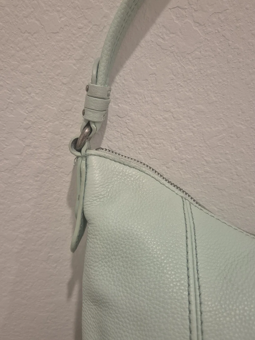 The Sak Sequoia Pebbled Leather Hobo Bag/Purse Soft Mint Green
